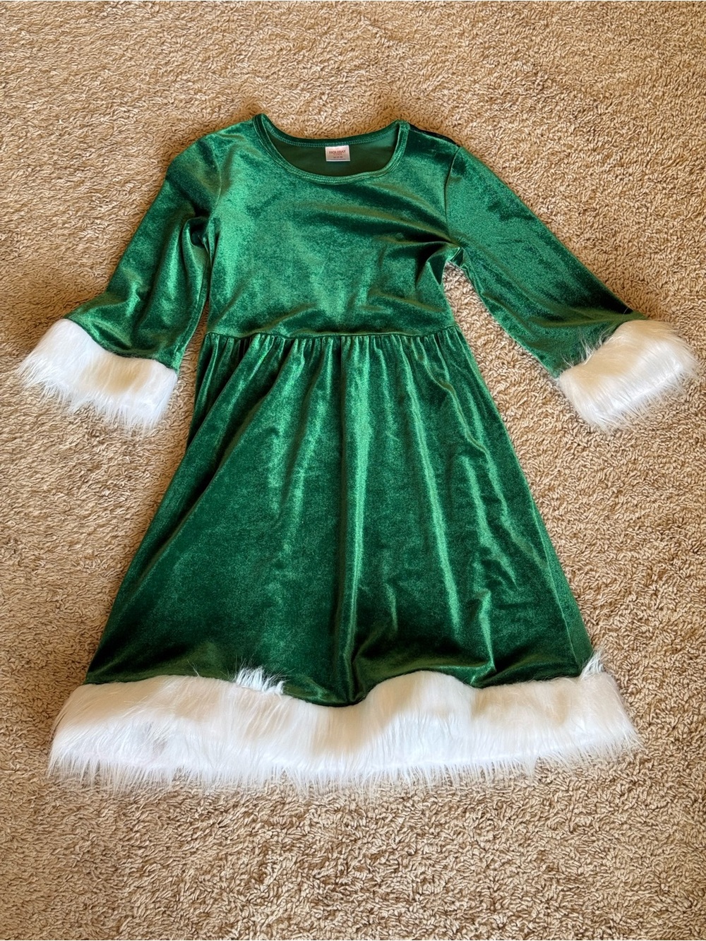Holiday Time green velvet girls dress features white faux fur trim medium 7/8